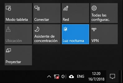 Encender Luz nocturna en el área de notificaciones